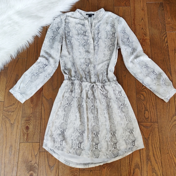 Hilary Radley Dresses & Skirts - Gorgeous Hilary Radley Snakeskin Dress